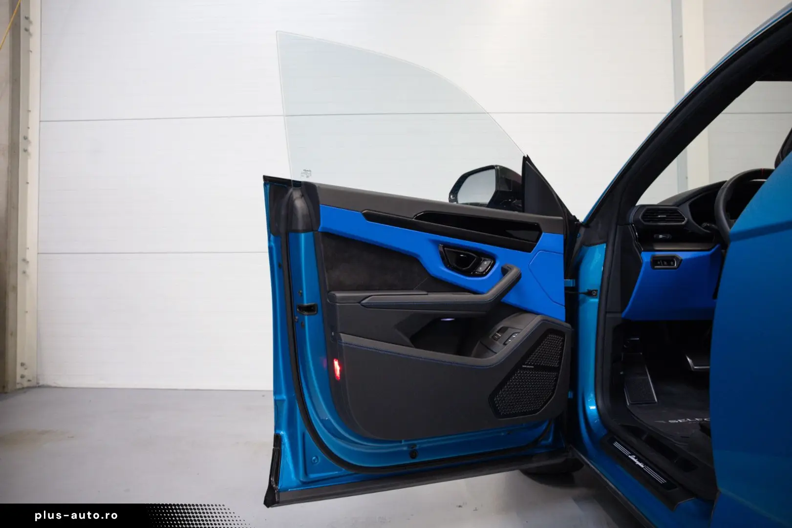 LAMBORGHINI URUS S NO VAT PANO BANG&OLUFSEN MASSAGE 23