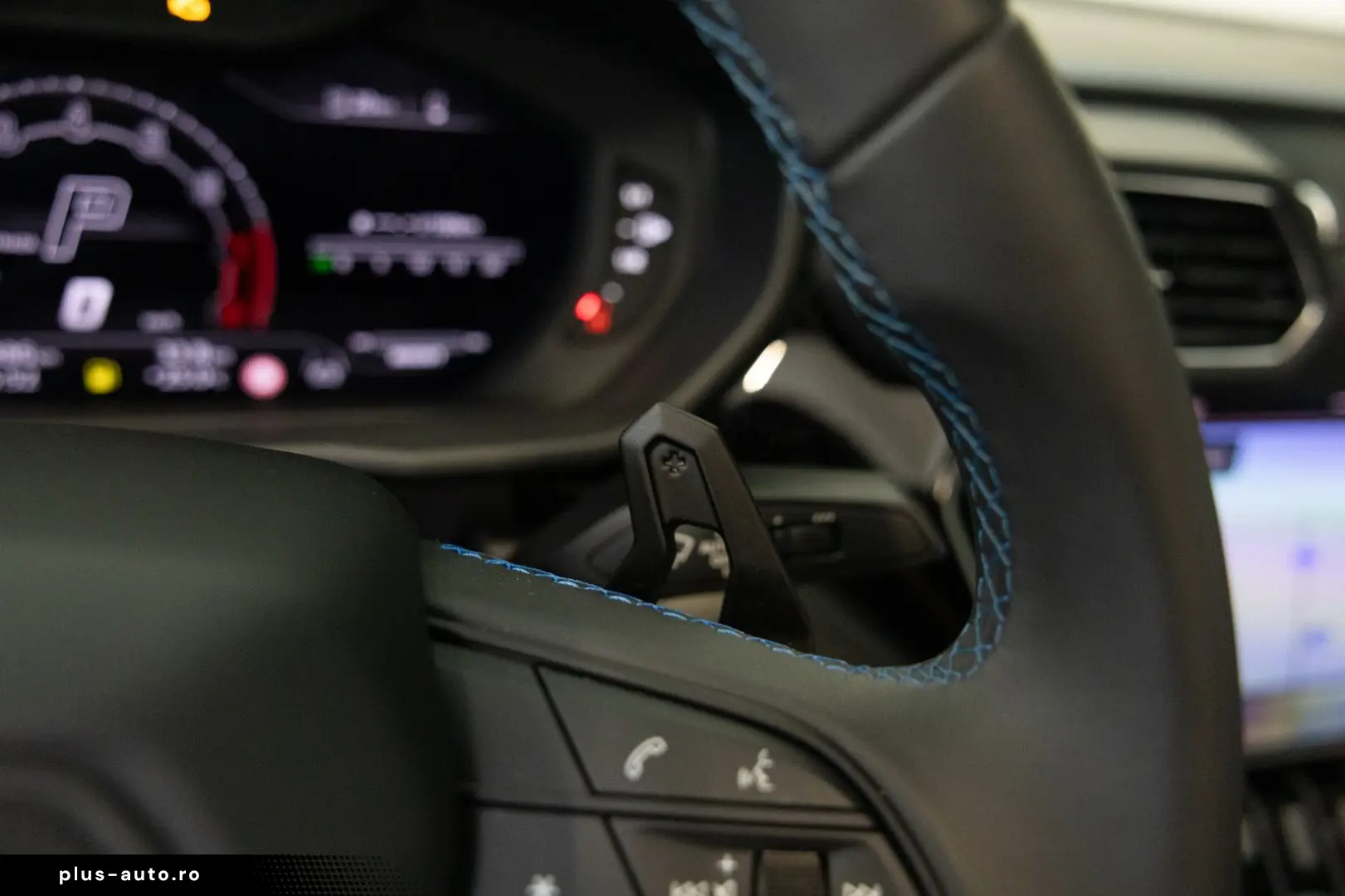 LAMBORGHINI URUS S NO VAT PANO BANG&OLUFSEN MASSAGE 23