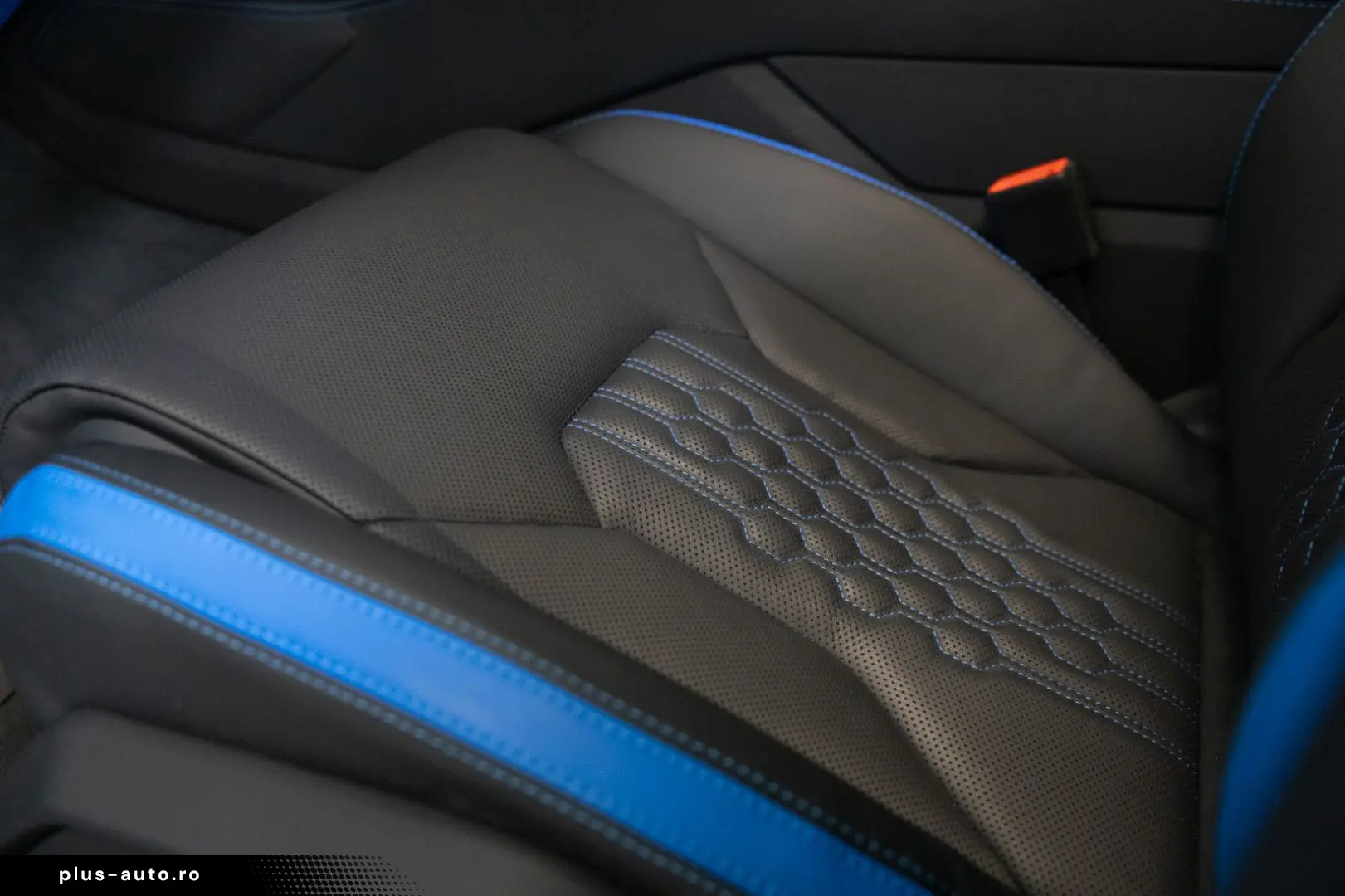 LAMBORGHINI URUS S NO VAT PANO BANG&OLUFSEN MASSAGE 23