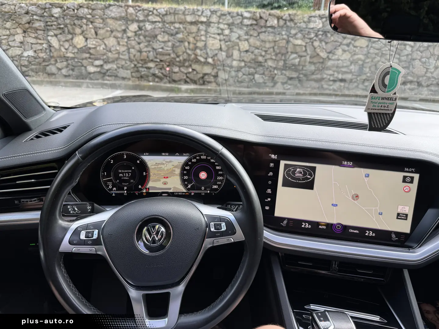 VOLKSWAGEN Touareg 2019 — imagine 14
