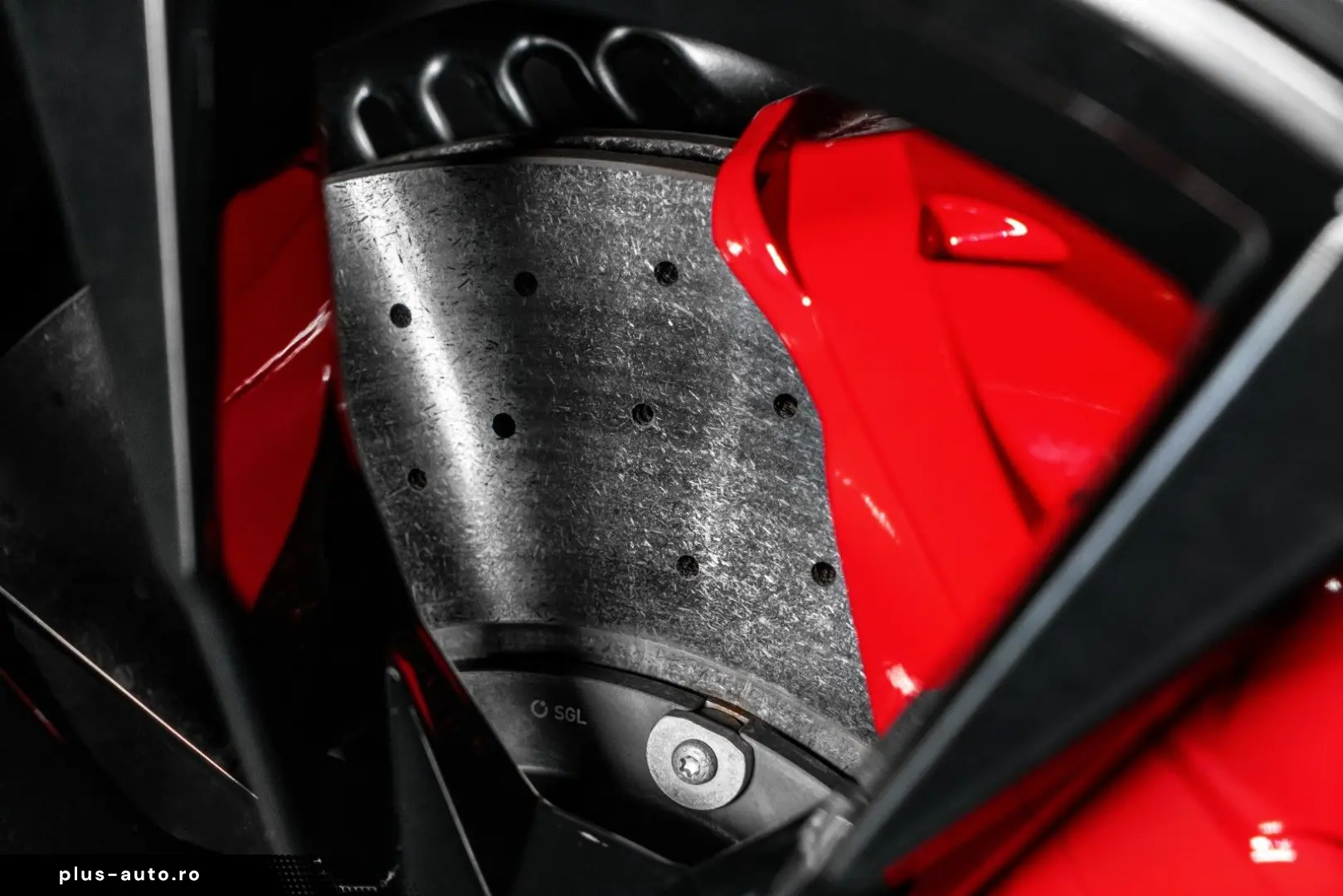 LAMBORGHINI Urus B&O 23  AKRAPOVIC MASSAGE PANO TOW WARRANTY