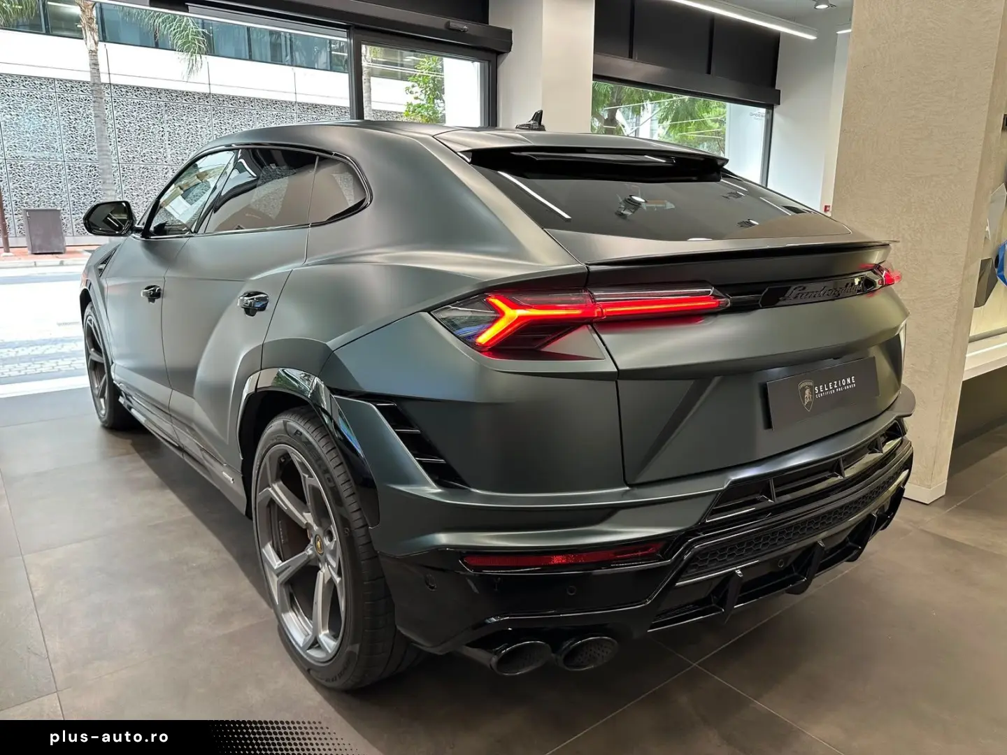 LAMBORGHINI Urus 4.0 V8 Sport