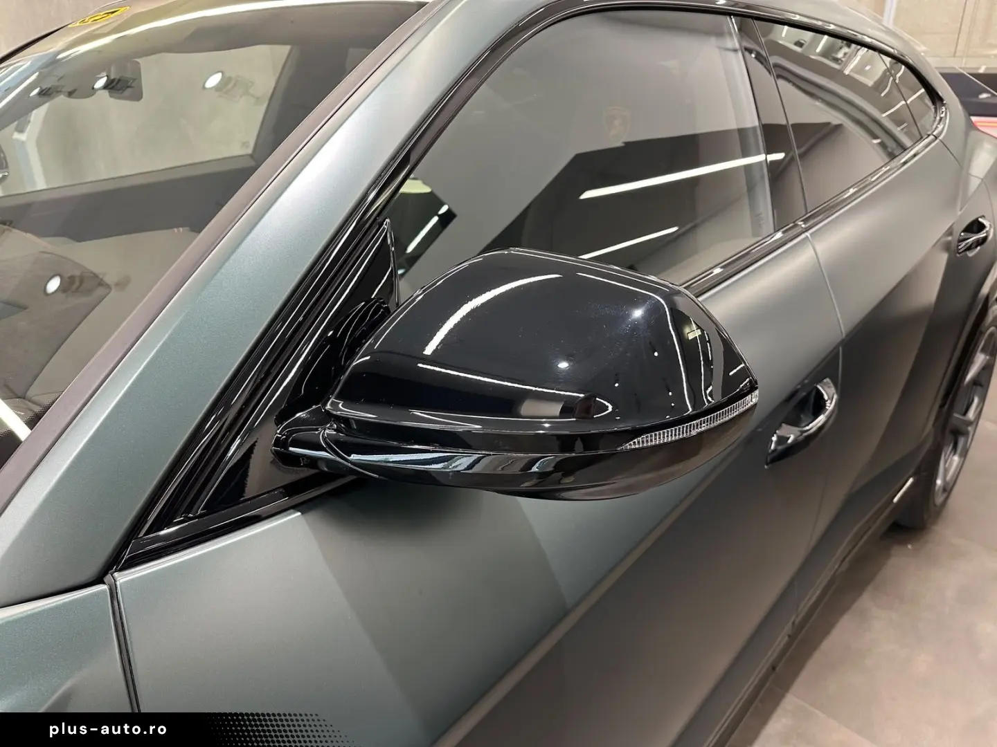 LAMBORGHINI Urus 4.0 V8 Sport