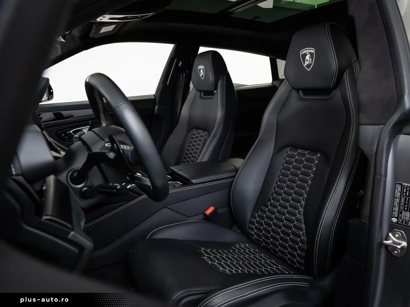 LAMBORGHINI Urus S MY23 AKRAPOVIC B&O PANO 23