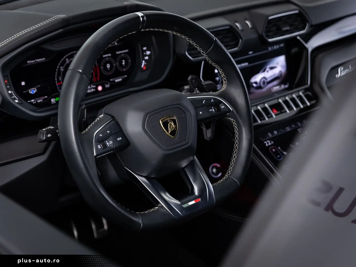 LAMBORGHINI Urus S MY23 AKRAPOVIC B&O PANO 23