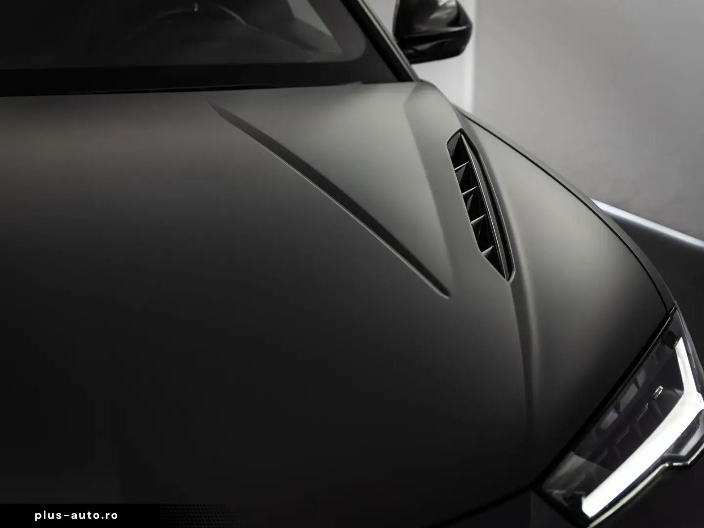 LAMBORGHINI Urus S MY23 AKRAPOVIC B&O PANO 23