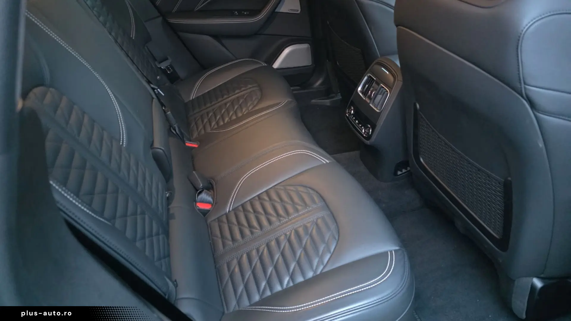 MASERATI LEVANTE TROFEO 581 CP • Pano