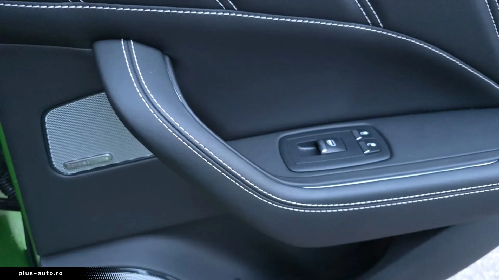 MASERATI LEVANTE TROFEO 581 CP • Pano