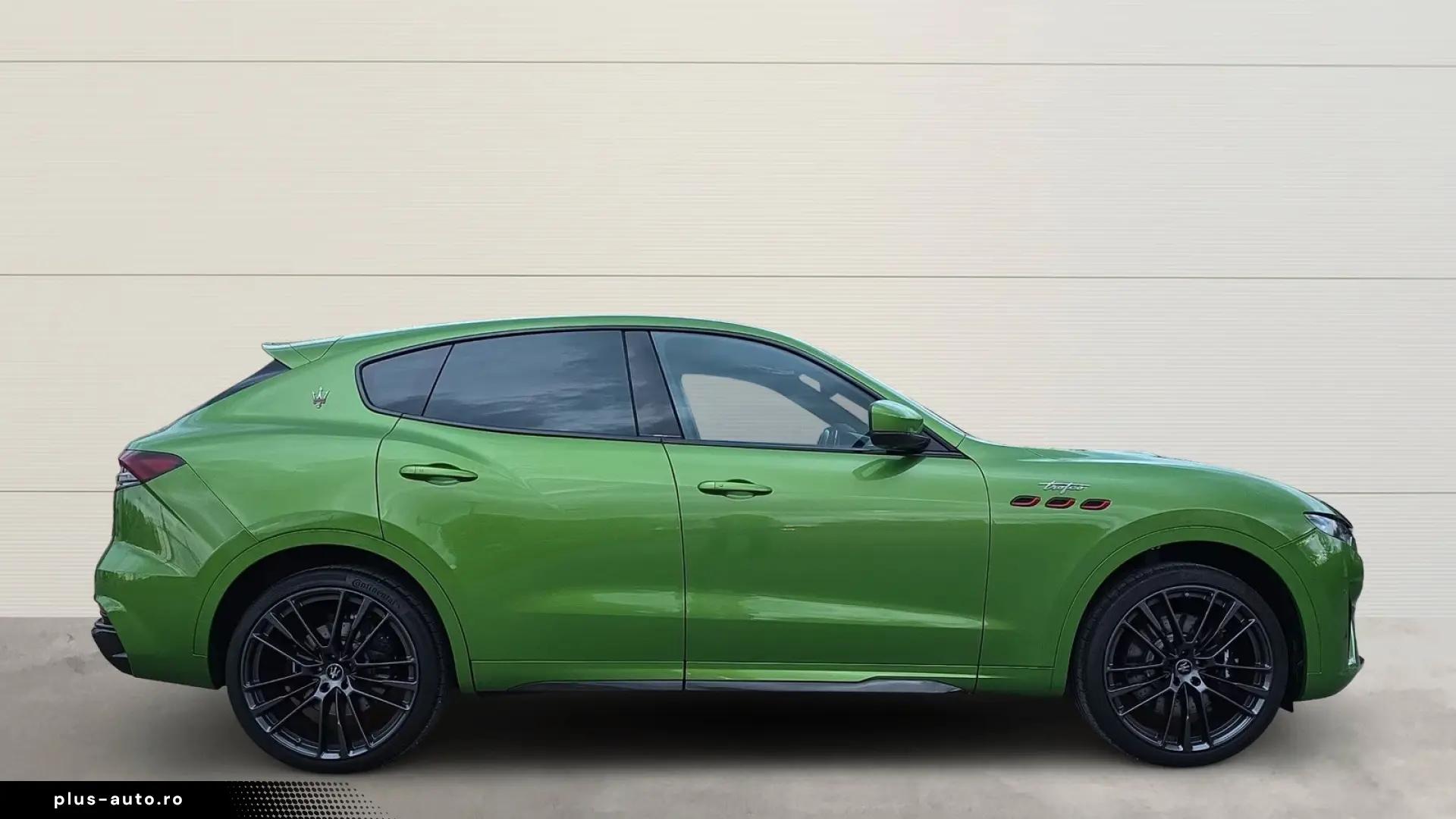 MASERATI LEVANTE TROFEO 581 CP • Pano