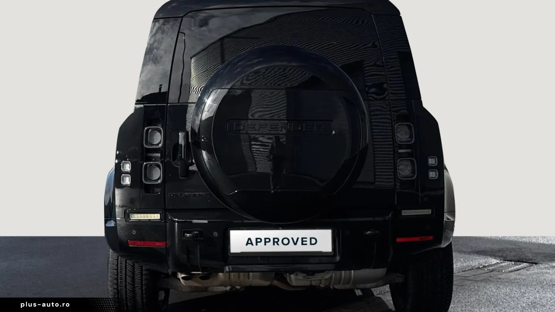 LAND ROVER DEFENDER 110 D300   X-DYNAMIC HSE