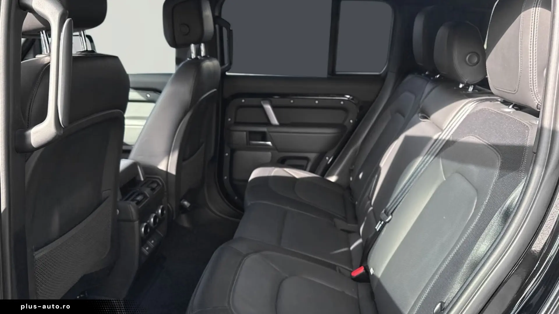 LAND ROVER DEFENDER 110 D300   X-DYNAMIC HSE