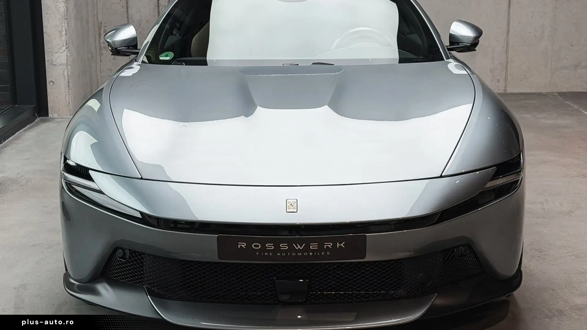 FERRARI AMALFI CARBON LED • MAGNERIDE