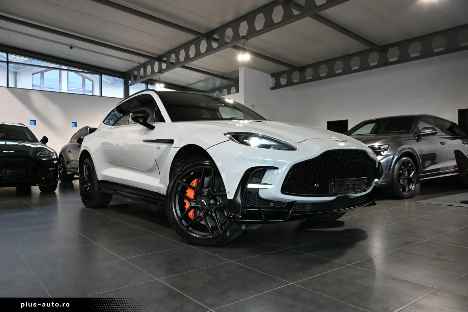 ASTON MARTIN DBX S Apex Grey PPF Lackschutz Magnesium Carbon