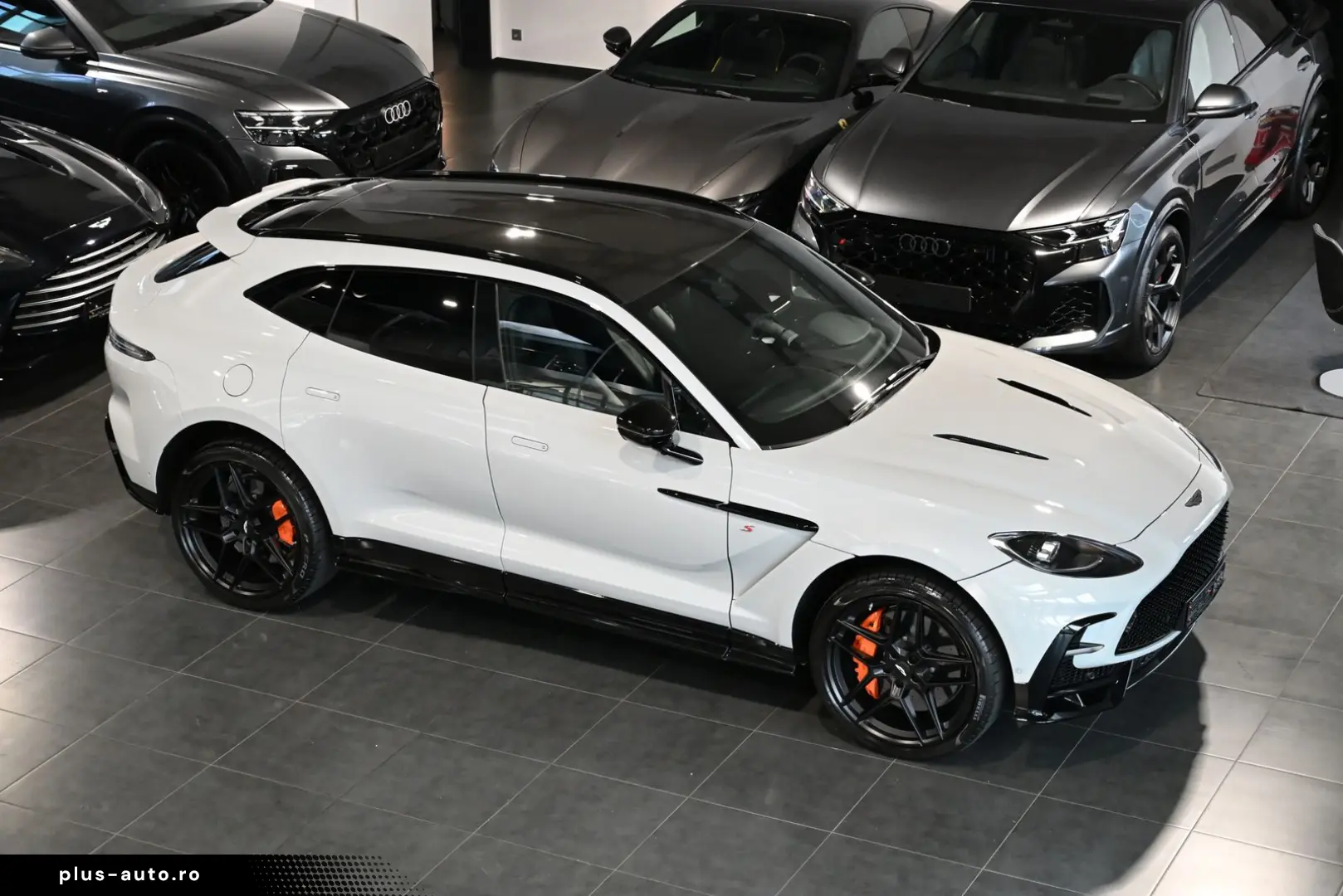 ASTON MARTIN DBX S Apex Grey PPF Lackschutz Magnesium Carbon