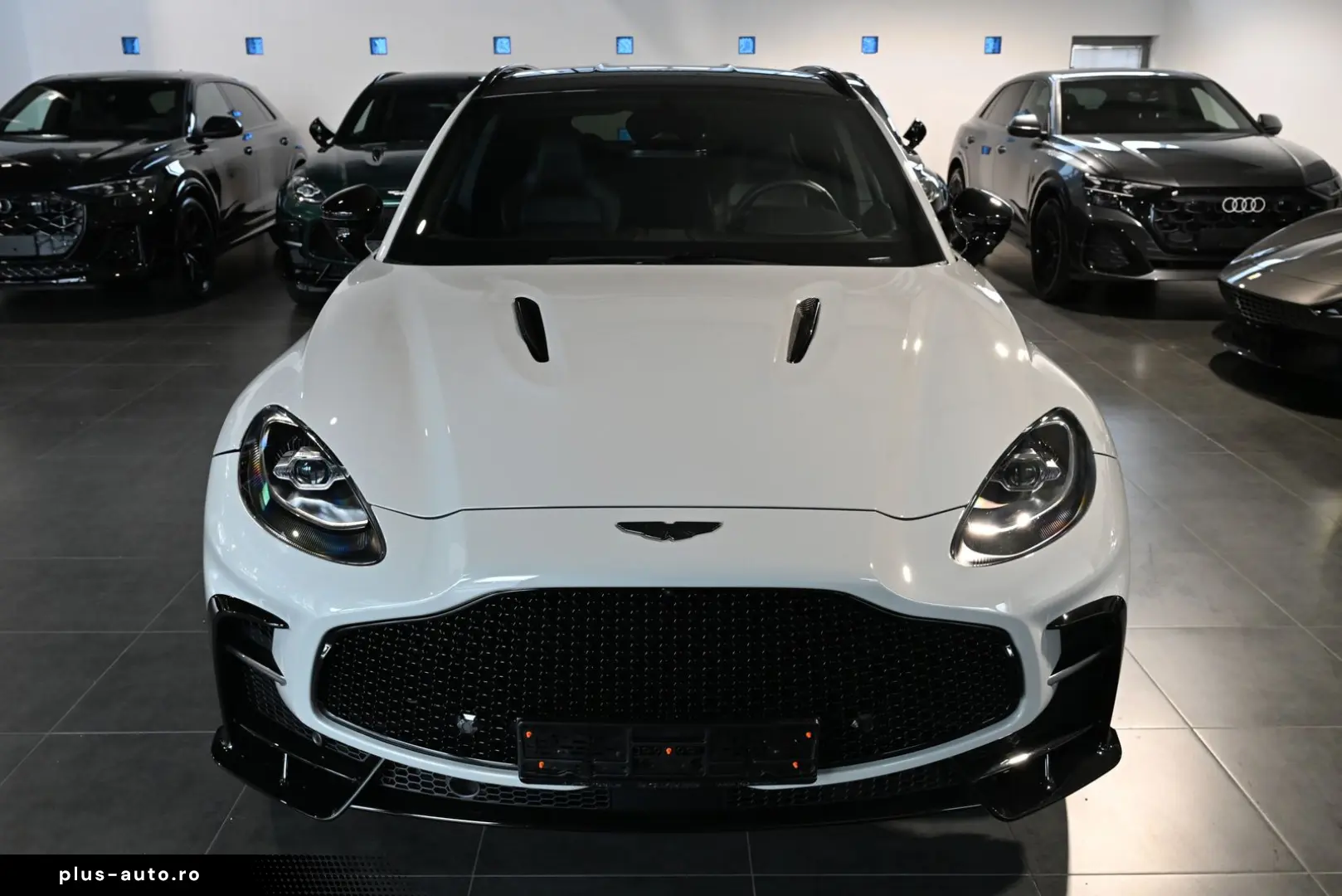 ASTON MARTIN DBX S Apex Grey PPF Lackschutz Magnesium Carbon