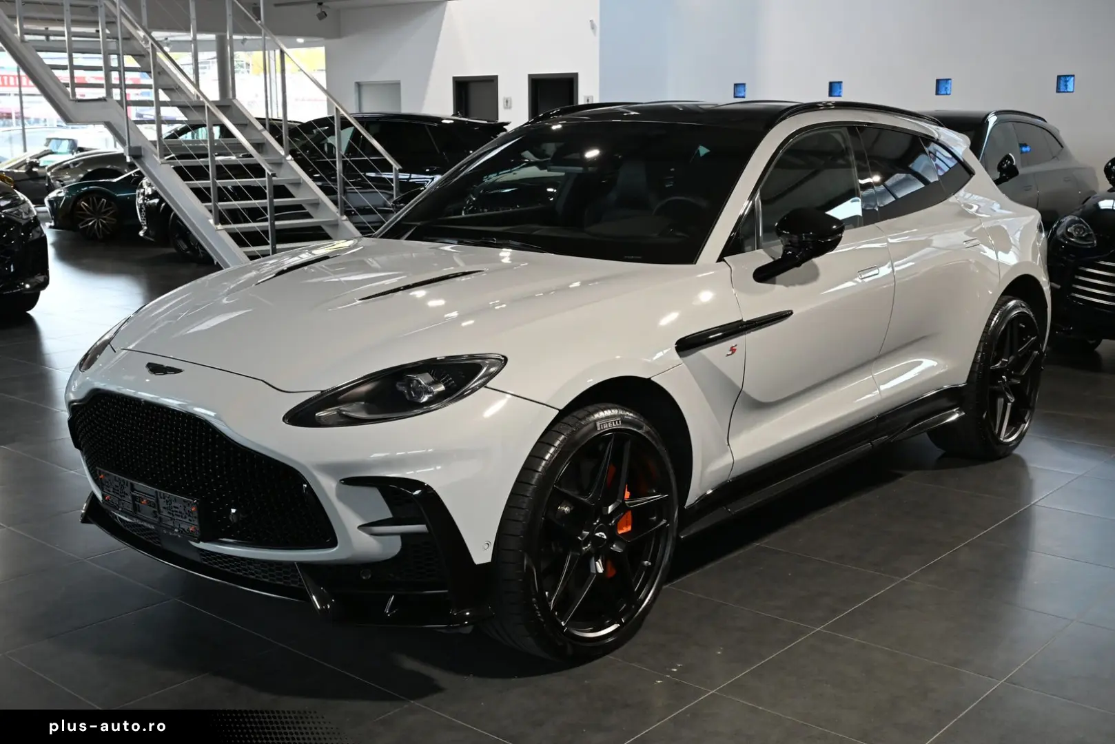 ASTON MARTIN DBX S Apex Grey PPF Lackschutz Magnesium Carbon
