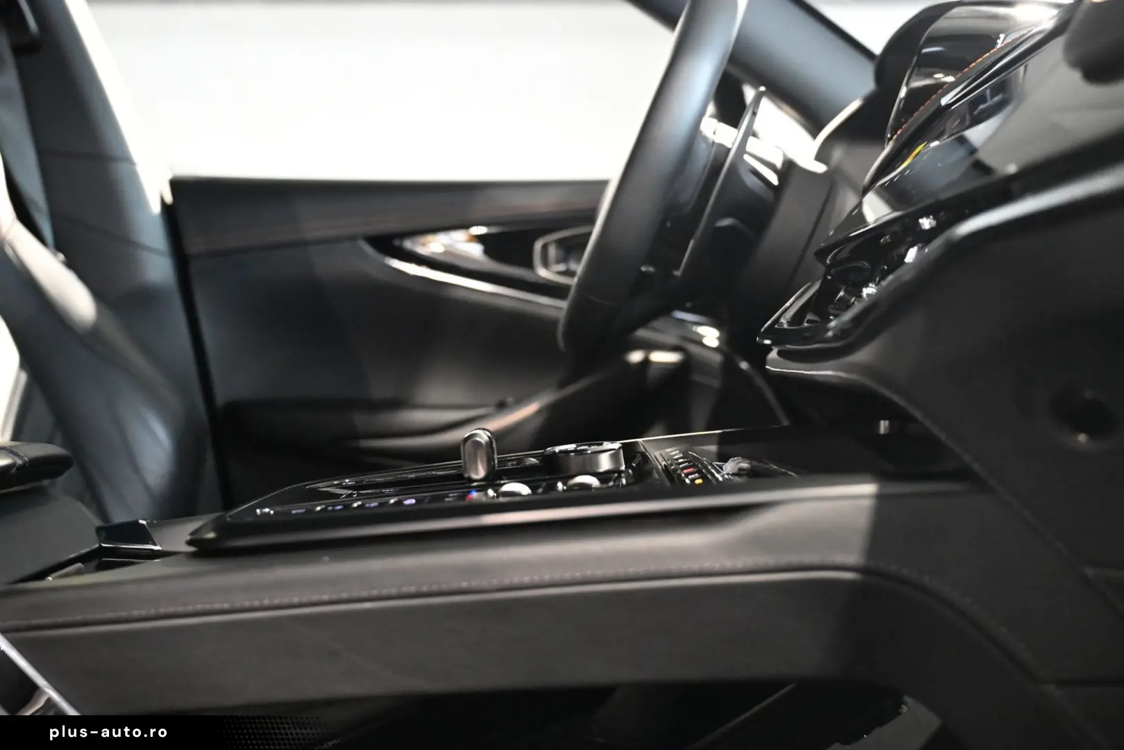 ASTON MARTIN DBX S Apex Grey PPF Lackschutz Magnesium Carbon