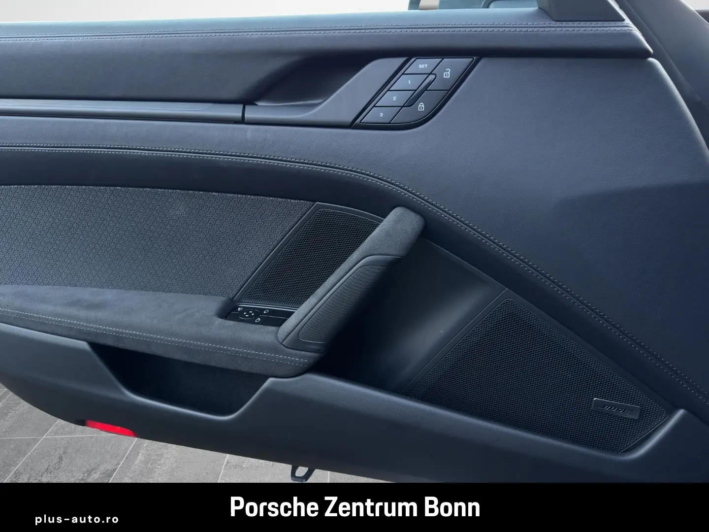 PORSCHE 992 911 Carrera GTS InnoDrive Liftsystem-VA BOSE