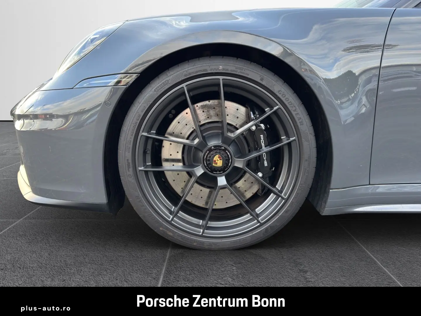 PORSCHE 992 911 Carrera GTS InnoDrive Liftsystem-VA BOSE