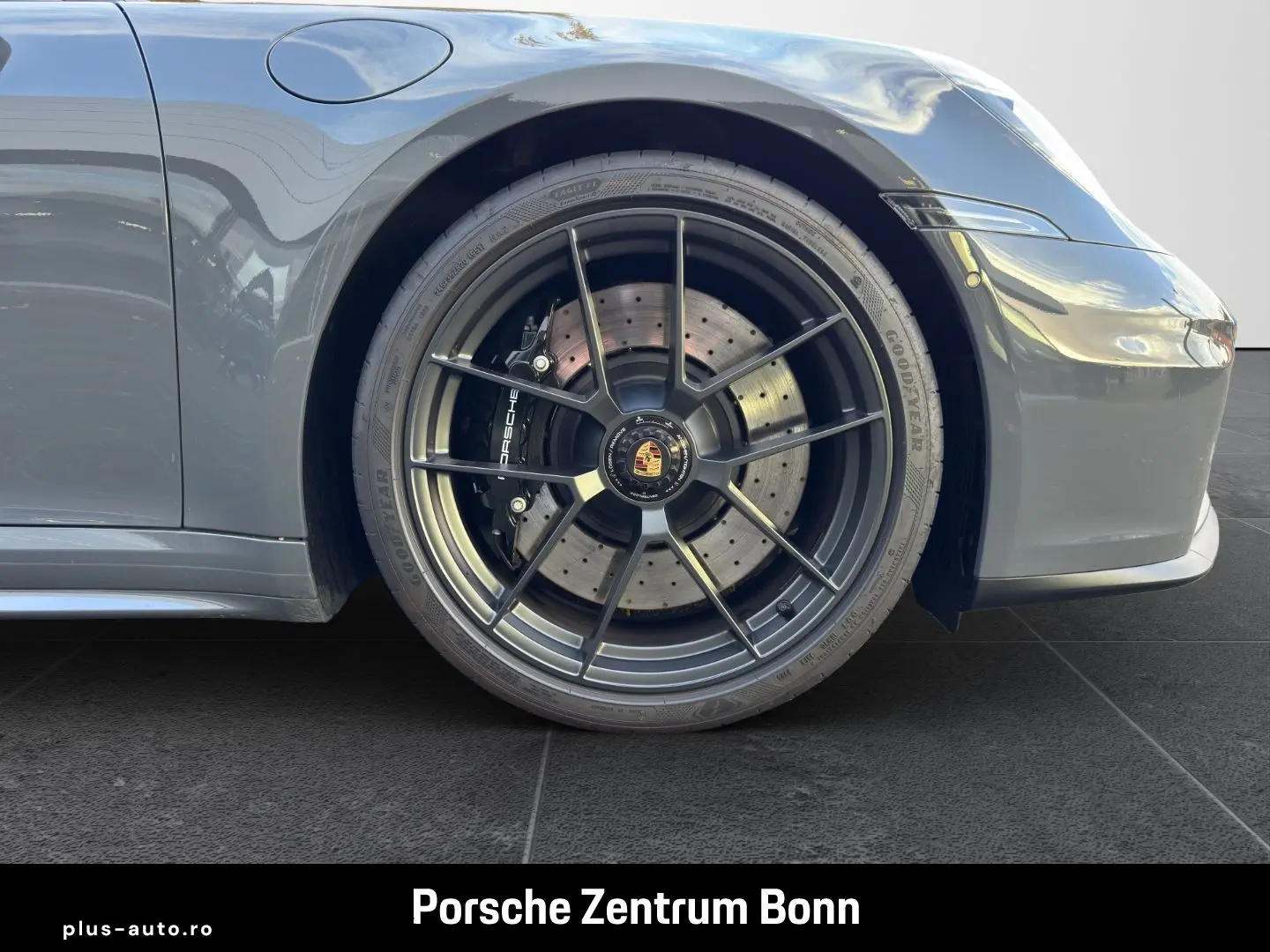 PORSCHE 992 911 Carrera GTS InnoDrive Liftsystem-VA BOSE
