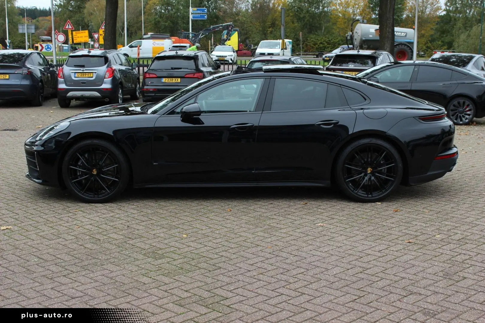 PORSCHE Panamera 2024 — imagine 7