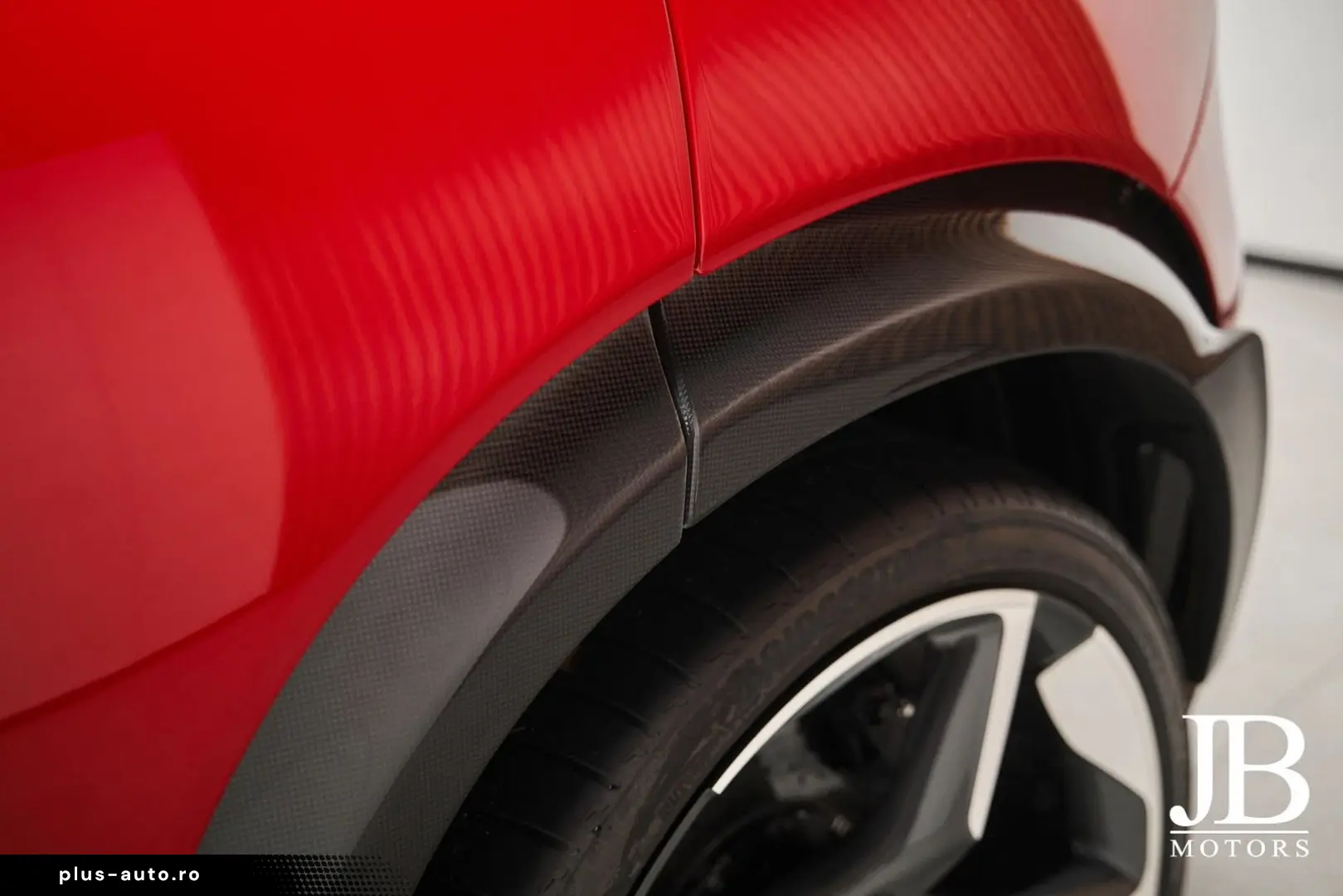 FERRARI Ferrari Purosangue Painted Shields Full Carbon