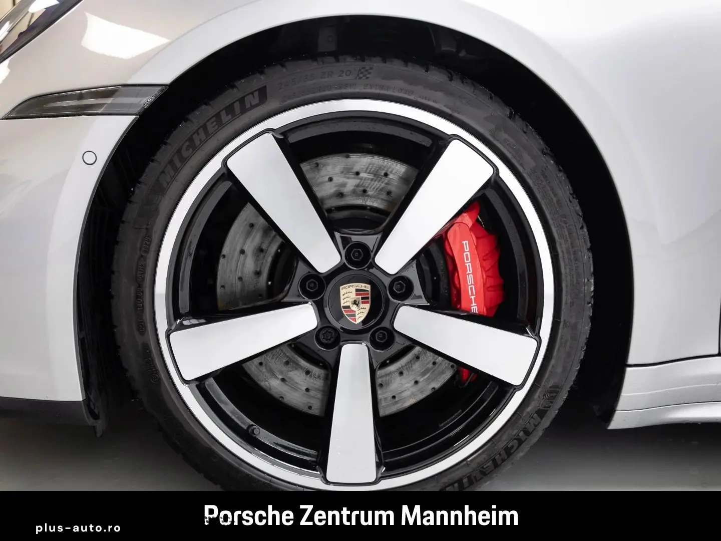 PORSCHE 992 -2 Carrera S Schiebedach Sportabgas Lift Spo