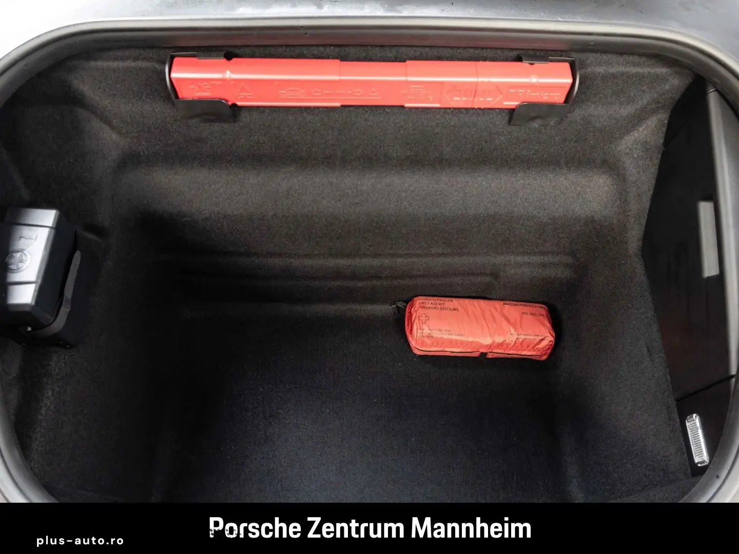 PORSCHE 992 -2 Carrera S Schiebedach Sportabgas Lift Spo