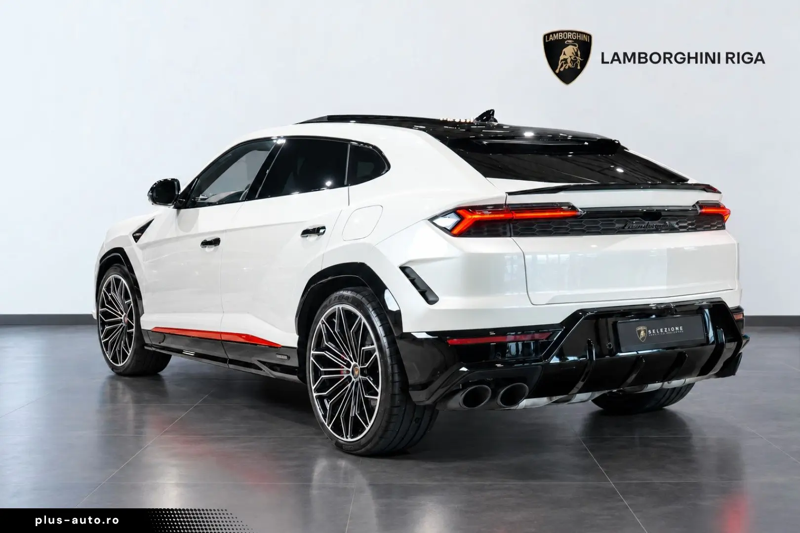 LAMBORGHINI Urus 4.0 V8 SE