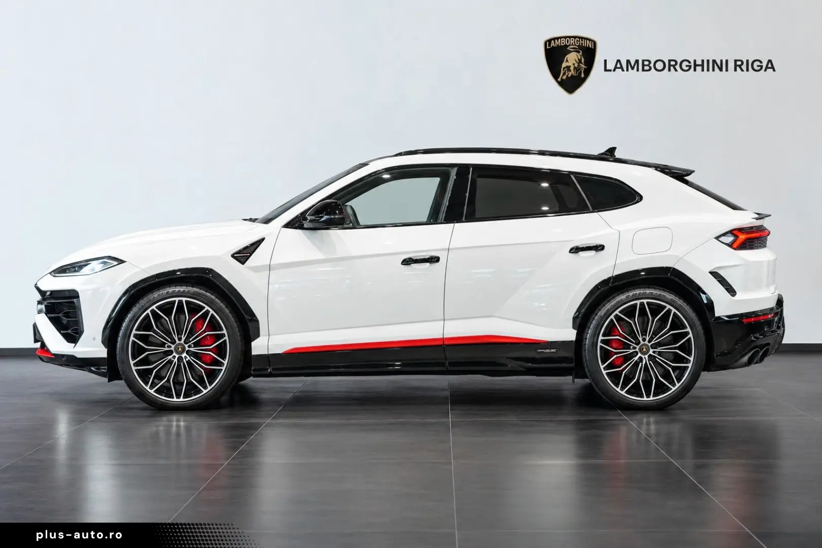 LAMBORGHINI Urus 4.0 V8 SE