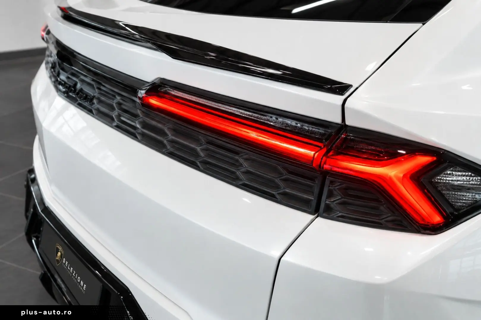 LAMBORGHINI Urus 4.0 V8 SE
