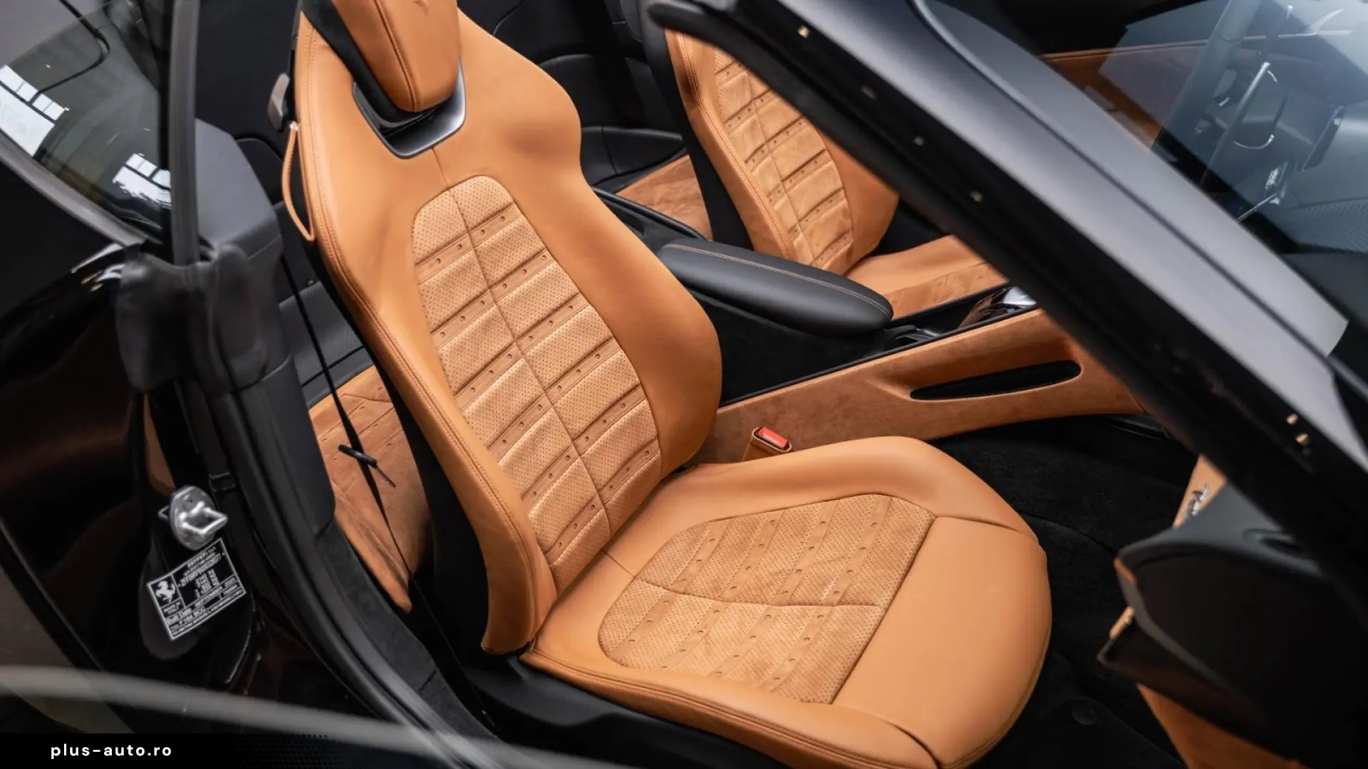 FERRARI ROMA SPIDER   DAYTONA SEATS • MAGNERIDE