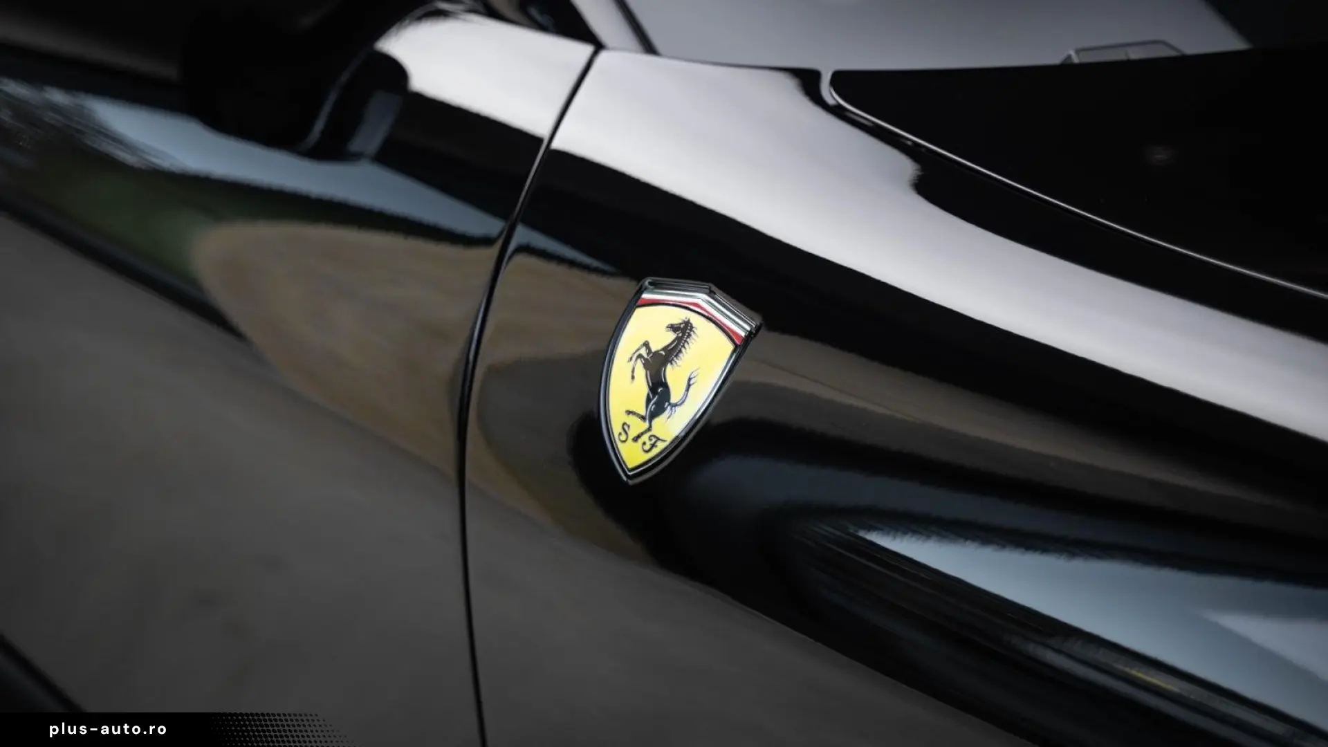 FERRARI ROMA SPIDER   DAYTONA SEATS • MAGNERIDE