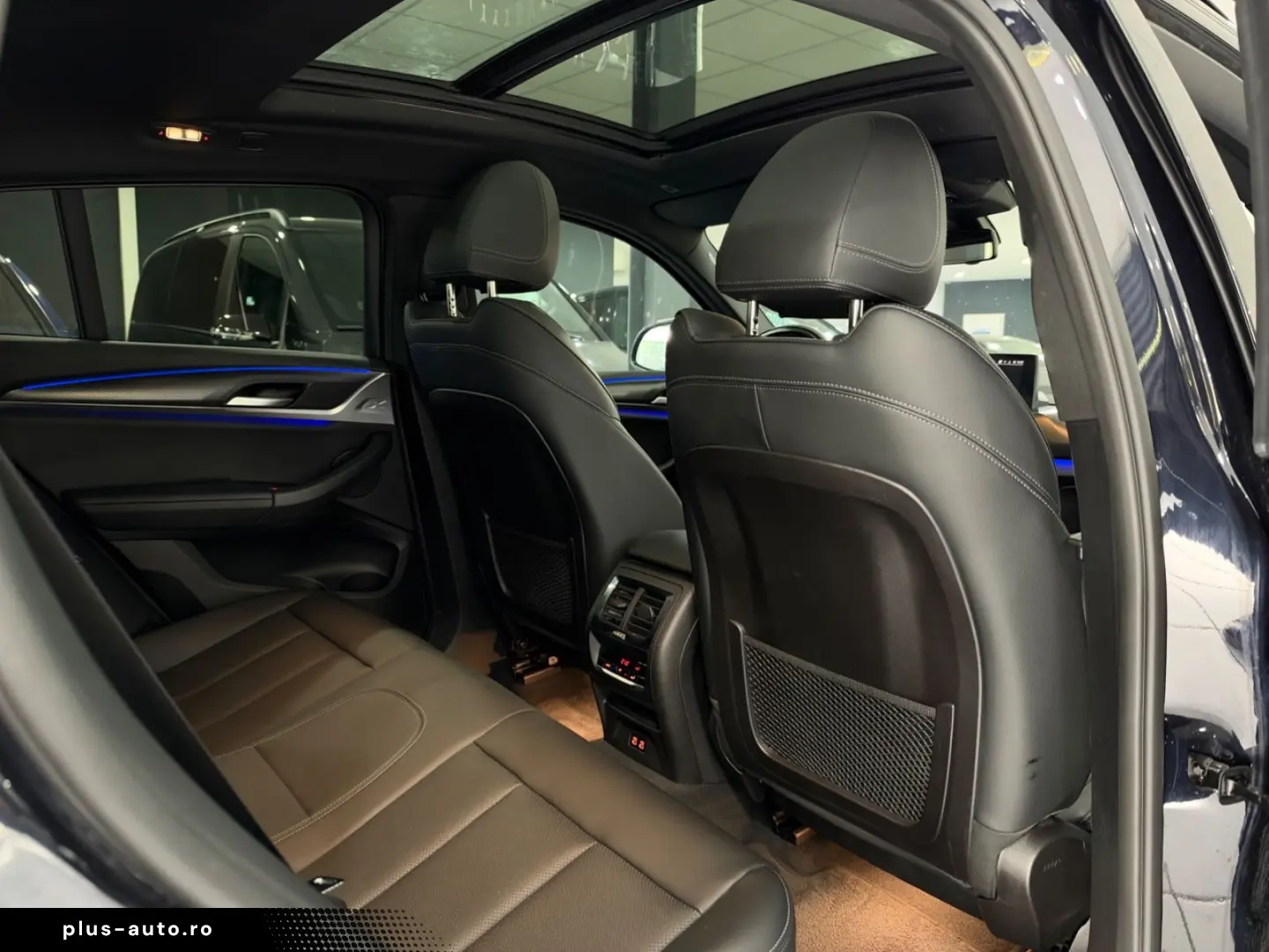 BMW X4 xDrive 20d M-PAKET PANO ACC AHK KEYLESS CARPL