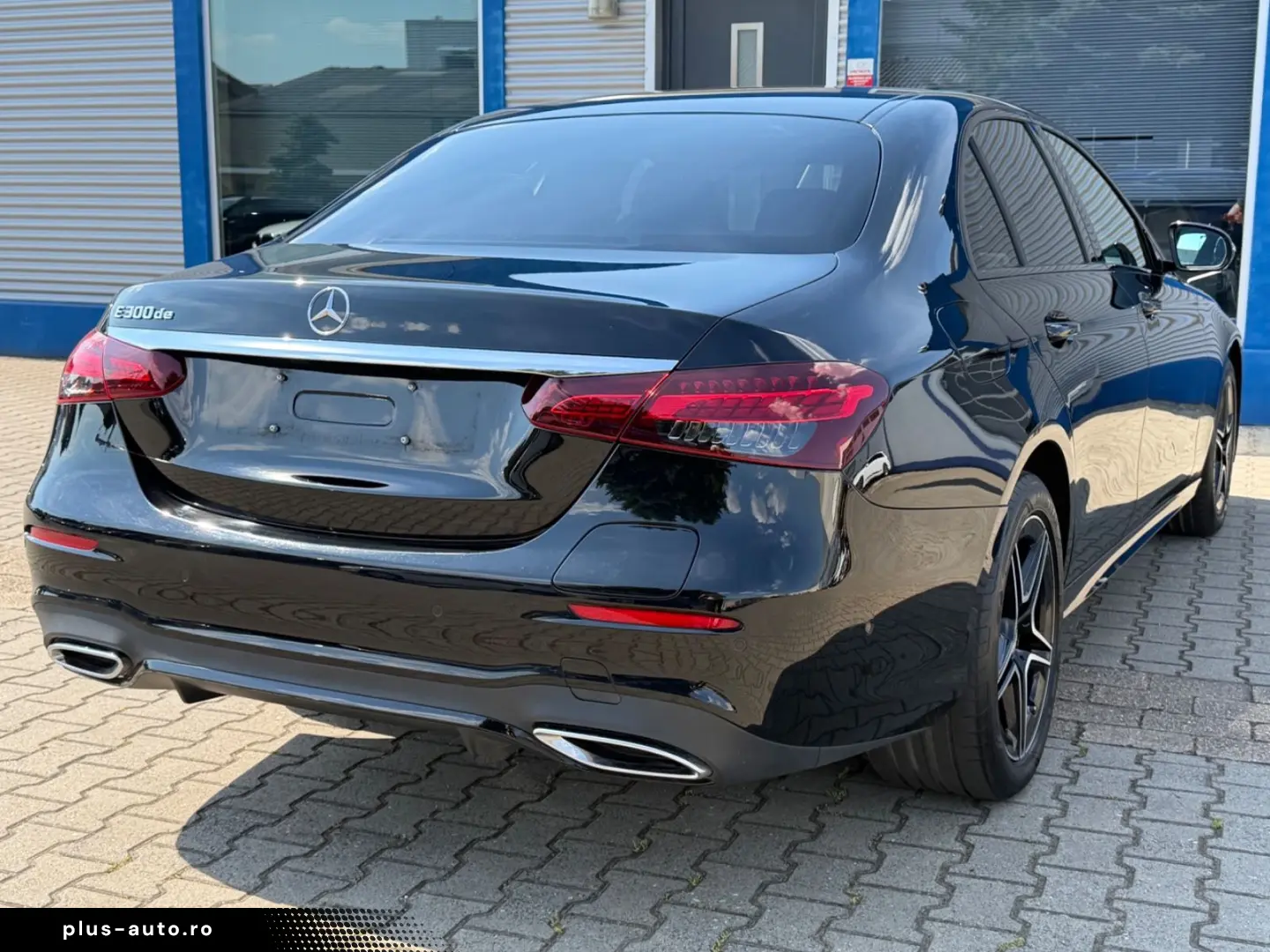 MERCEDES-BENZ E 300de Lim. AMG NIGHT LED TLEDER NAV RACM PDC