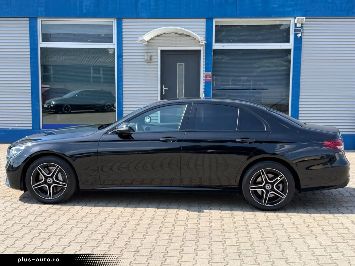 MERCEDES-BENZ E 300de Lim. AMG NIGHT LED TLEDER NAV RACM PDC