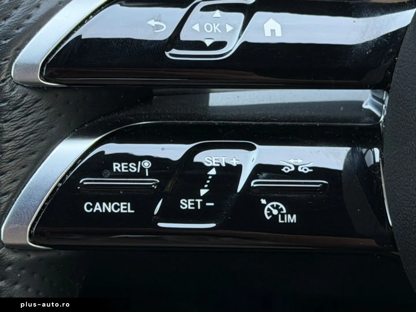 MERCEDES-BENZ E 300de Lim. AMG NIGHT LED TLEDER NAV RACM PDC