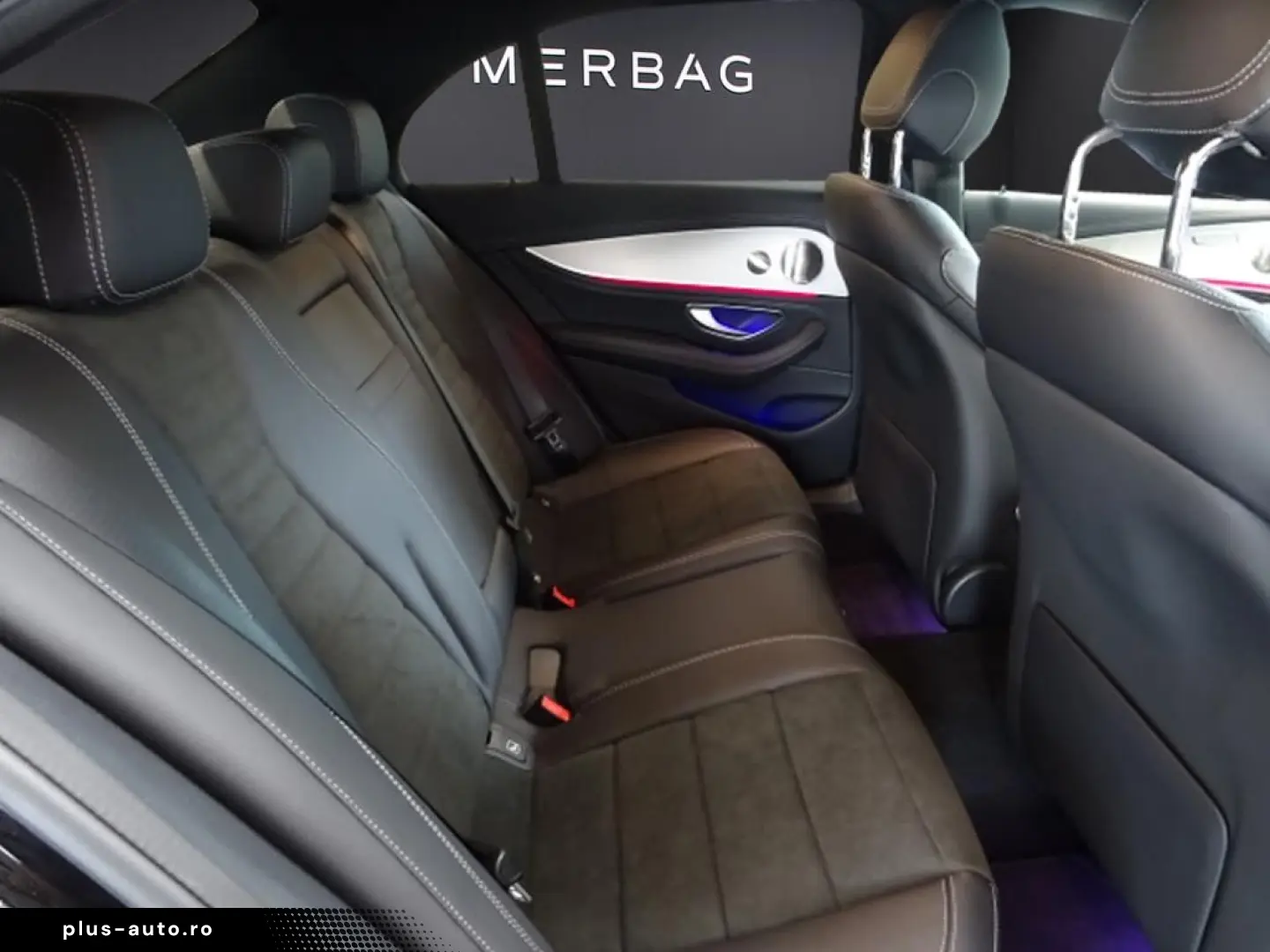 MERCEDES-BENZ E 200 d  AMG Night AHK Burmester 360