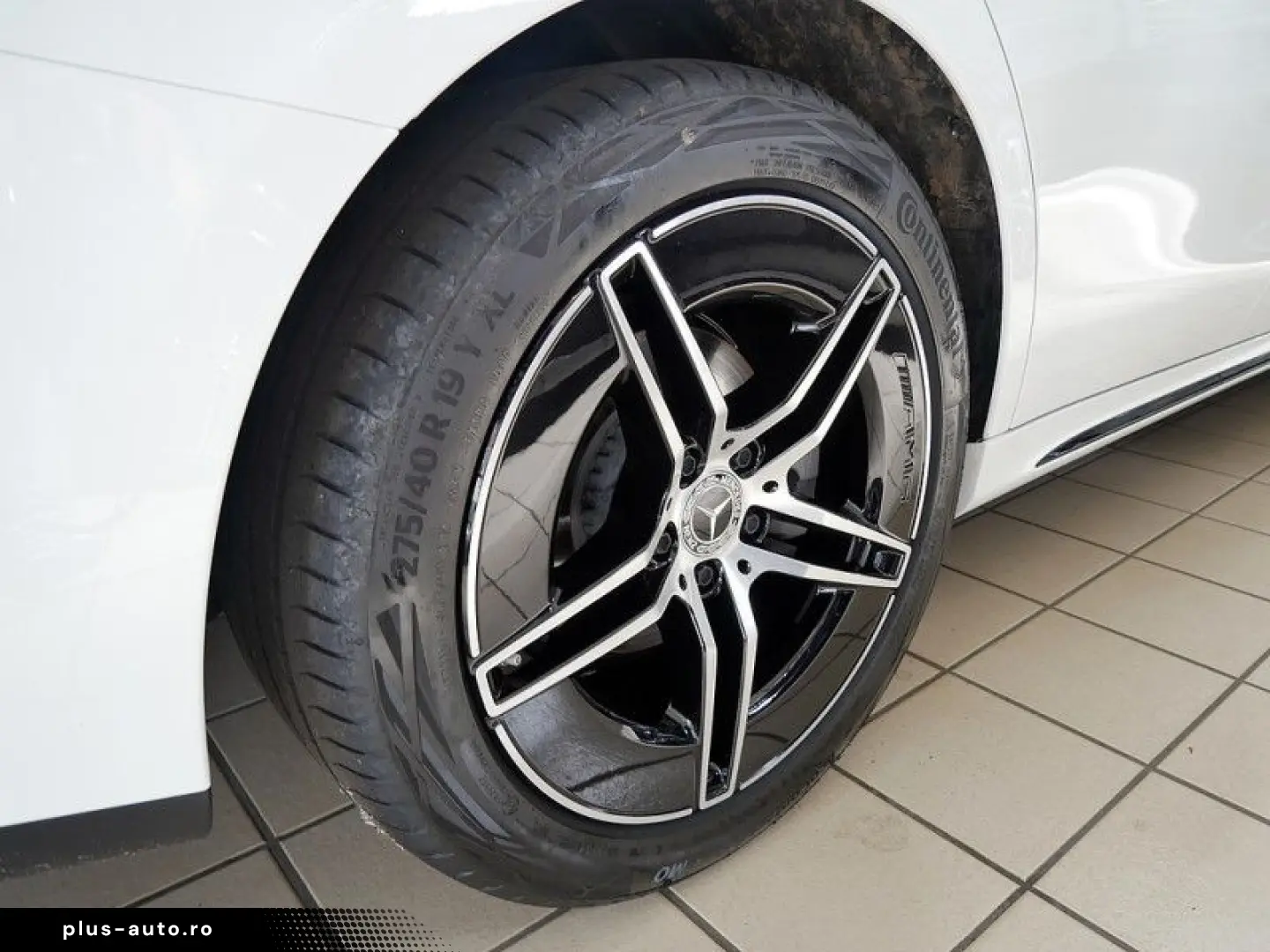 MERCEDES-BENZ E 200   AMG NIGHT DISTR KAMERA SPUR PDC SHZ