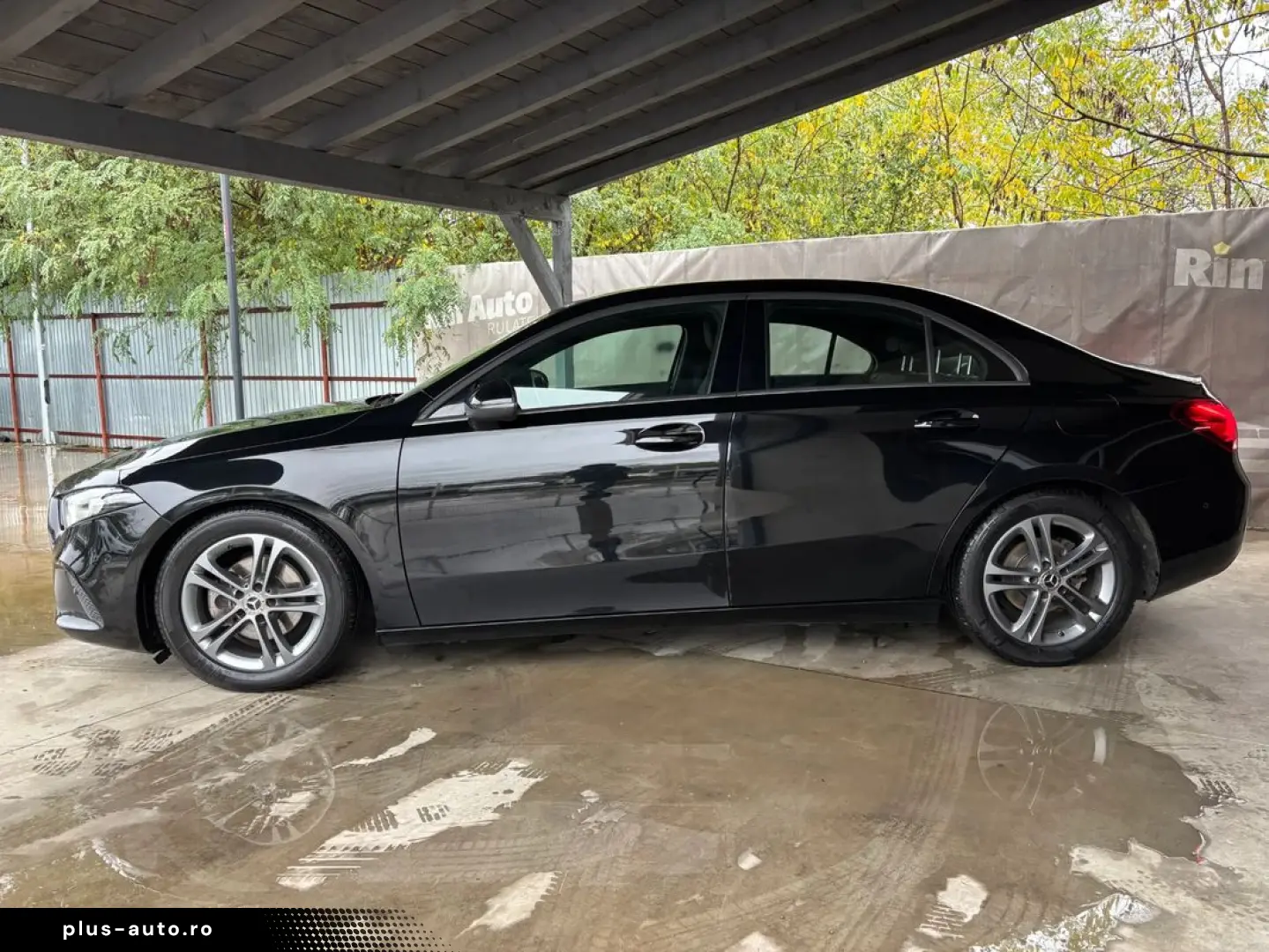 Mercedes-Benz A-180