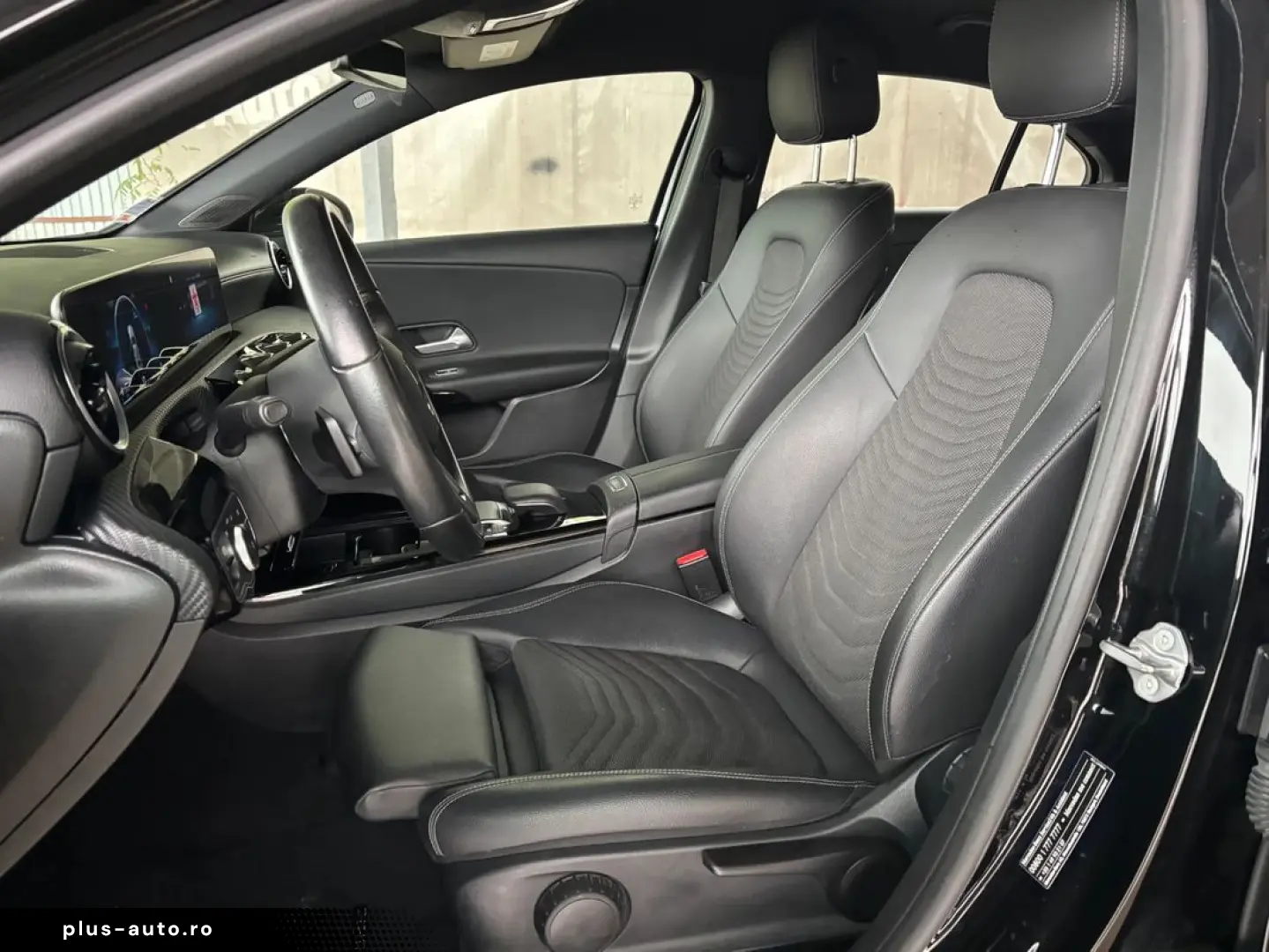 Mercedes-Benz A-180