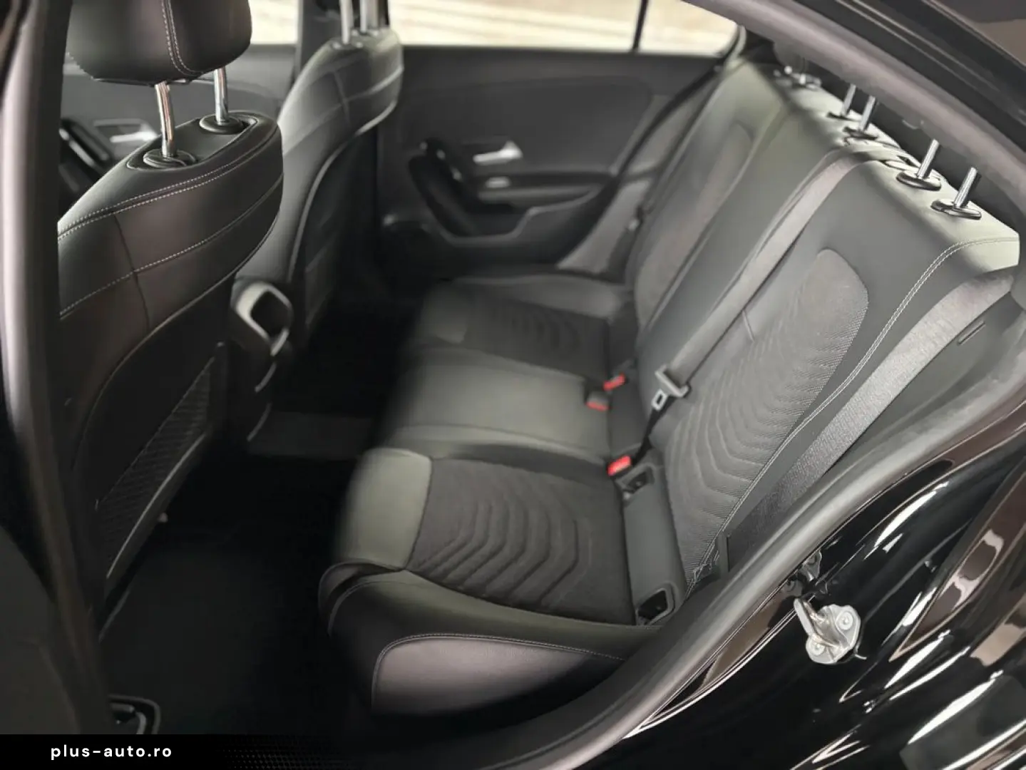 Mercedes-Benz A-180