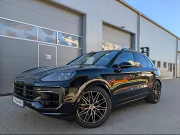 Porsche Cayenne Black Edition