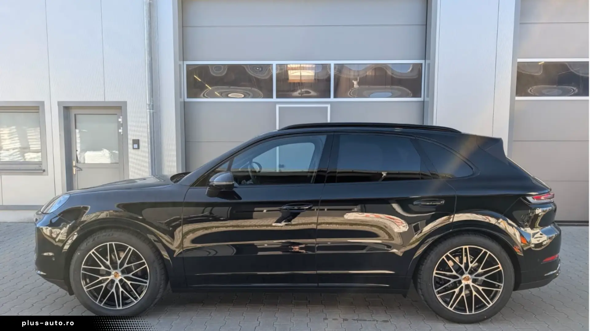 Porsche Cayenne Black Edition