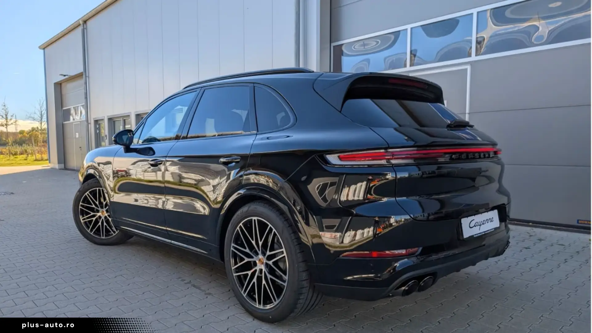 Porsche Cayenne Black Edition