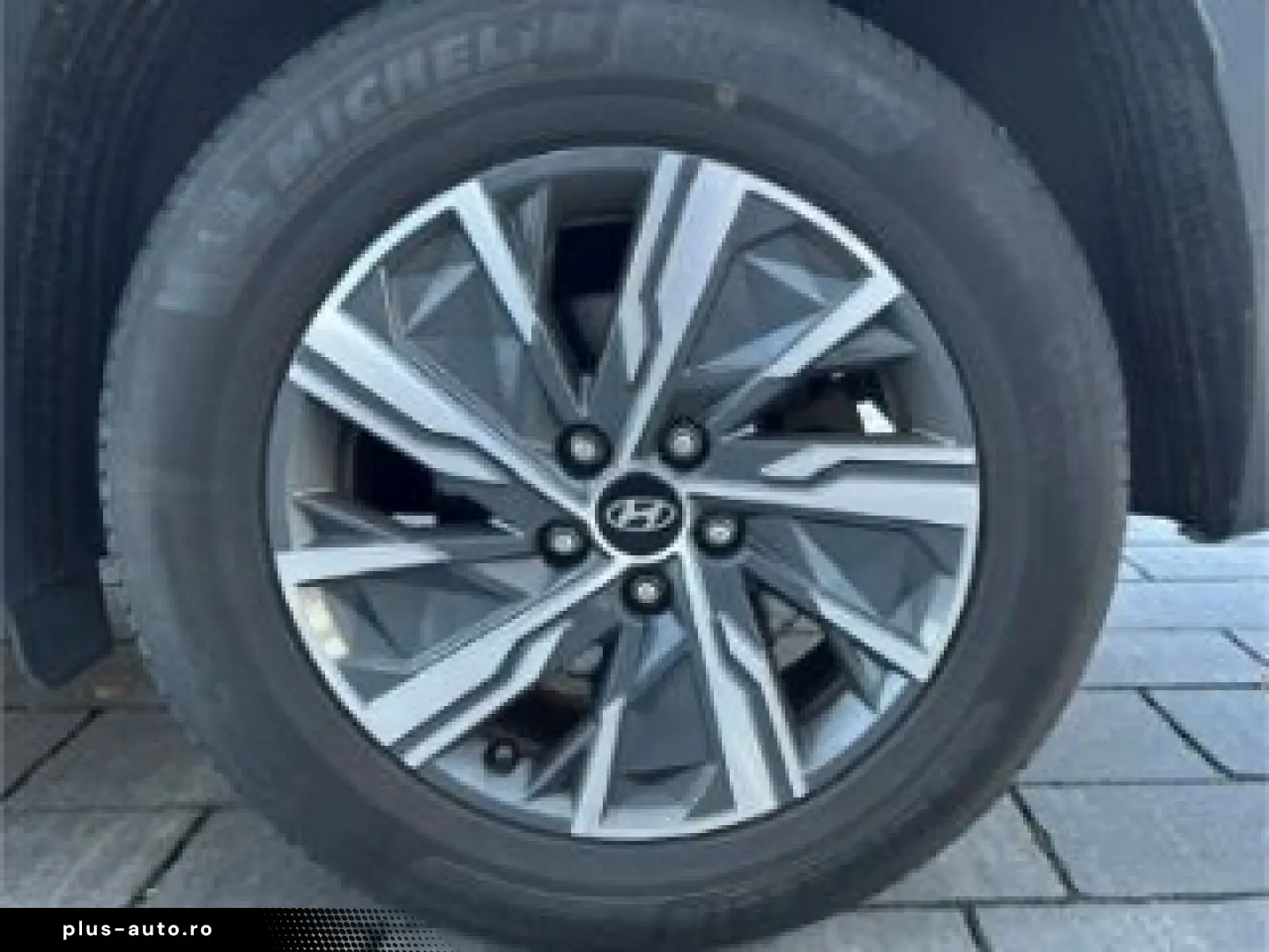 HYUNDAI Tucson Trend Hybrid 2WD Navi Digitales Cockpit L