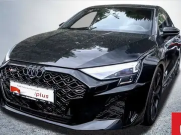 Audi RS3 Limousine SONOS Matrix LED