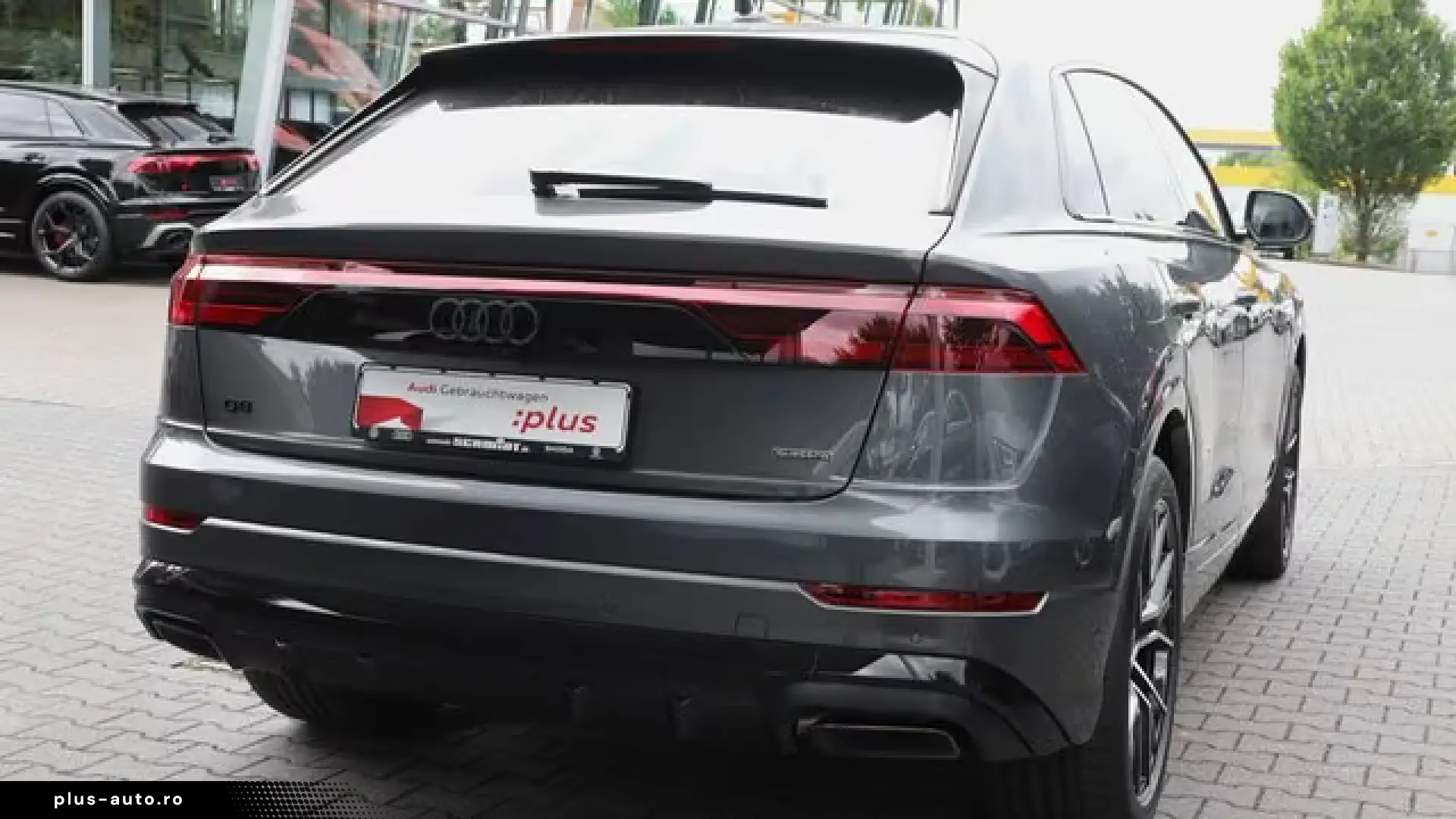 Audi Q8 60 TFSI e quattro S line LM22 AHK