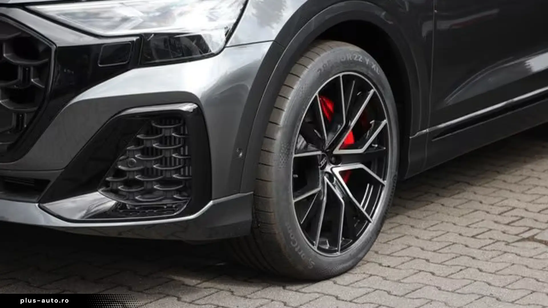 Audi Q8 60 TFSI e quattro S line LM22 AHK