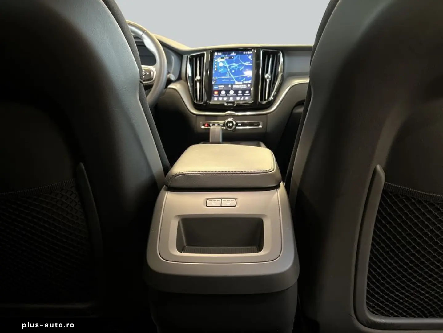 VOLVO XC60 B4 Aut BLIS PilotAssist Voll-LED Google-Map